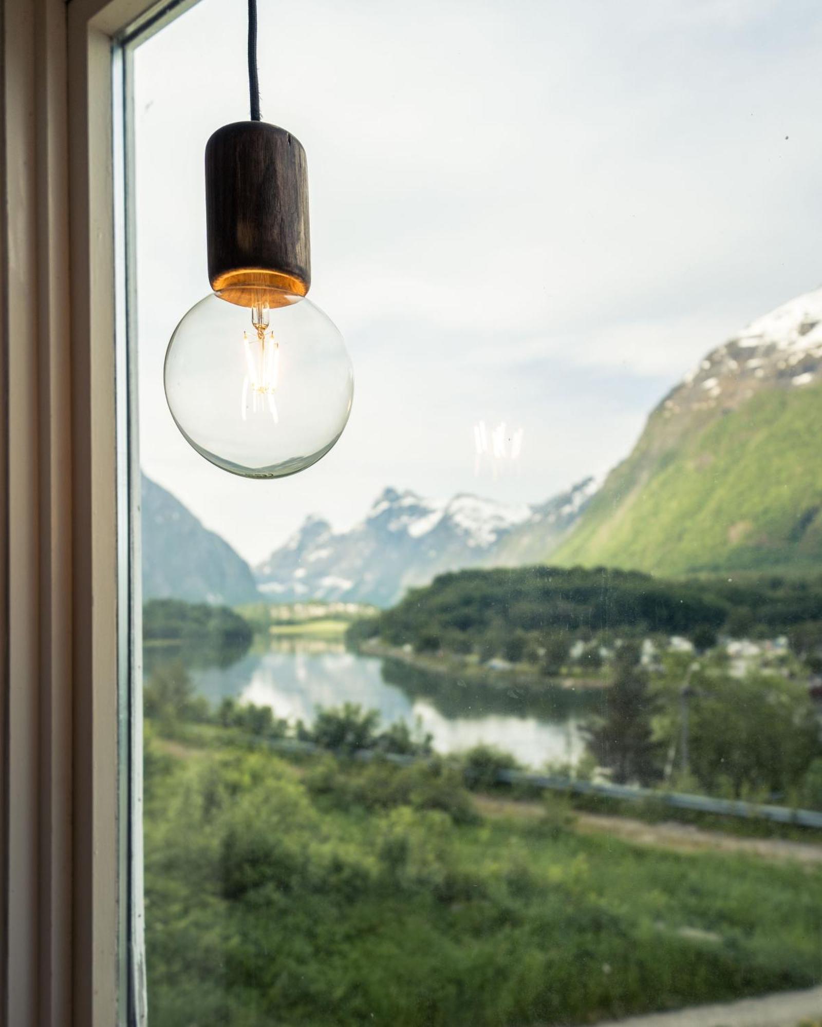 Villa Vertical - Room Skorgedalen อองดาลส์เนส ภายนอก รูปภาพ