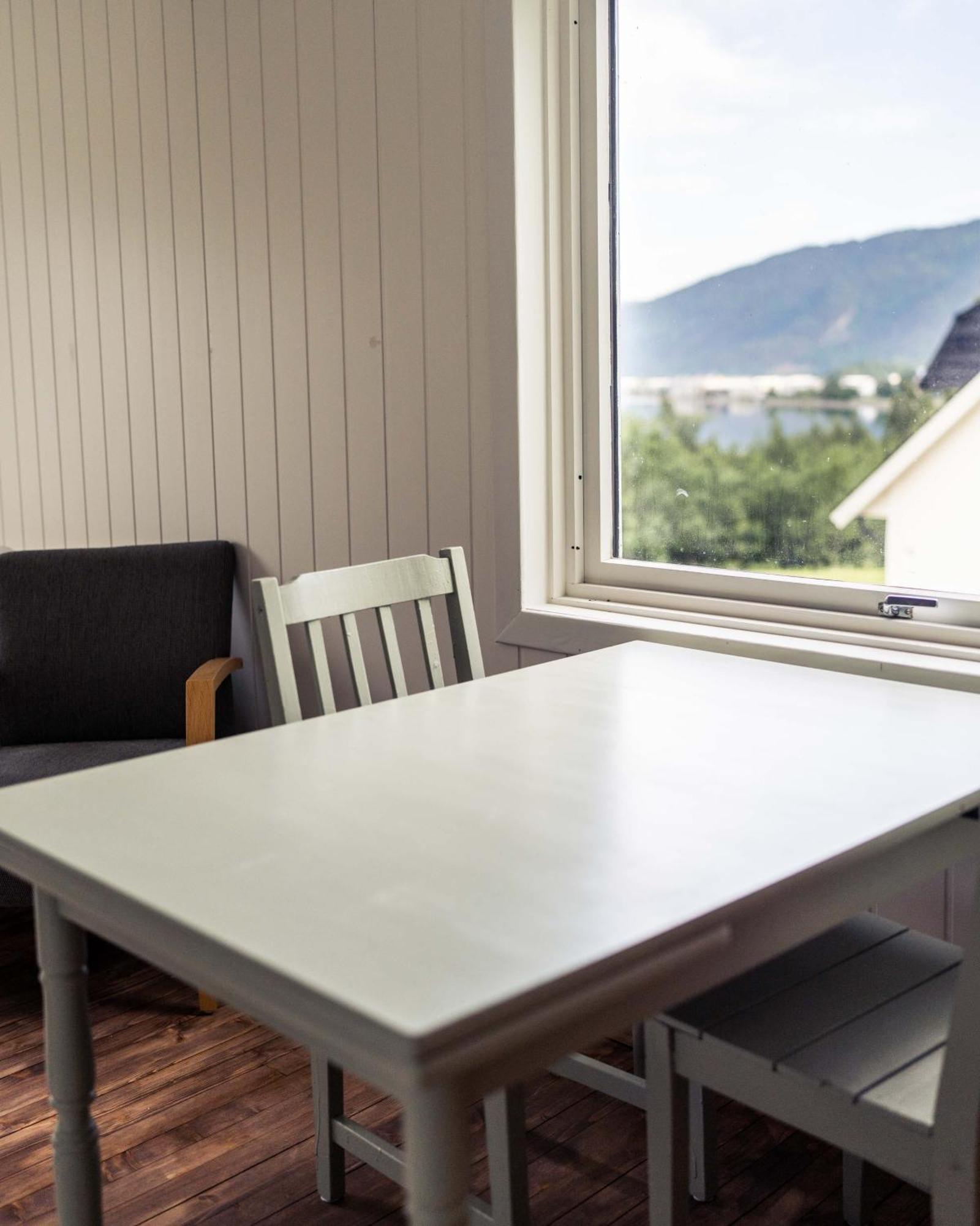 Villa Vertical - Room Skorgedalen อองดาลส์เนส ภายนอก รูปภาพ