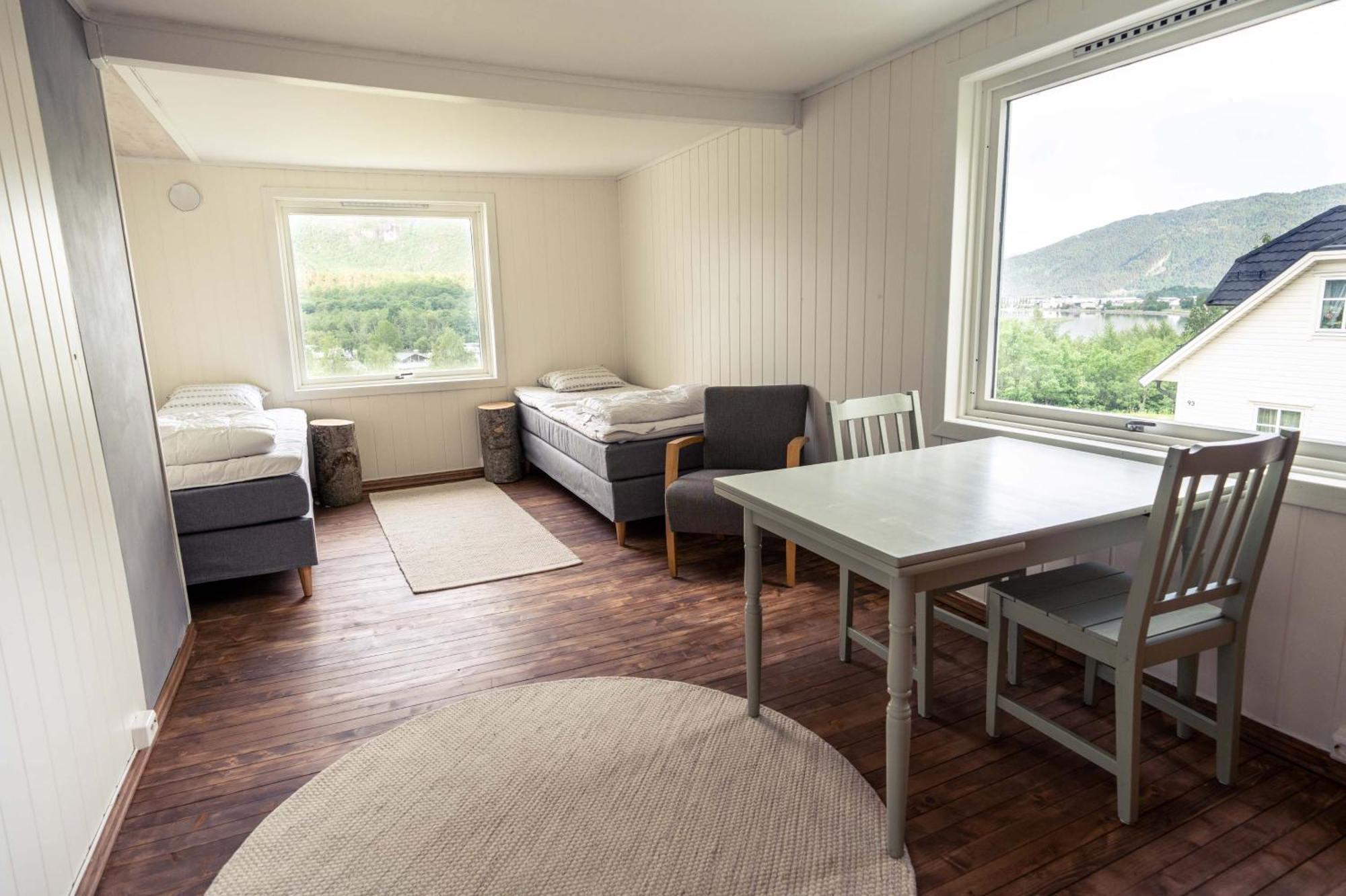 Villa Vertical - Room Skorgedalen อองดาลส์เนส ภายนอก รูปภาพ